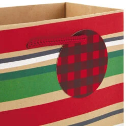 Hallmark Assorted Rustic Designs 8-Pack Small, Medium And Large Christmas Gift Bags -Hallmark Shop Assorted Small Large Rustic Christmas Gift Bags 5XGB4894 06