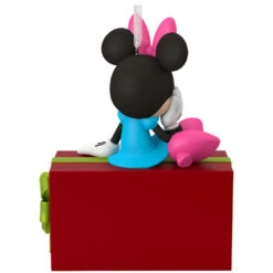 Hallmark Disney Minnie Mouse Christmas Present Personalized Ornament -Hallmark Shop Disney Minnie Mouse Christmas Present Personalized Ornament 2499QHE1886B1 06