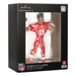 NFL Kansas City Chiefs Patrick Mahomes II Hallmark Ornament -Hallmark Shop NFL Kansas City Chiefs Patrick Mahomes II Christmas Ornament 1OSL1547 04