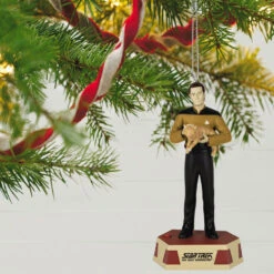 Front Page -Hallmark Shop Star Trek Data With Cat Keepsake Ornament 2299QXI7029 02